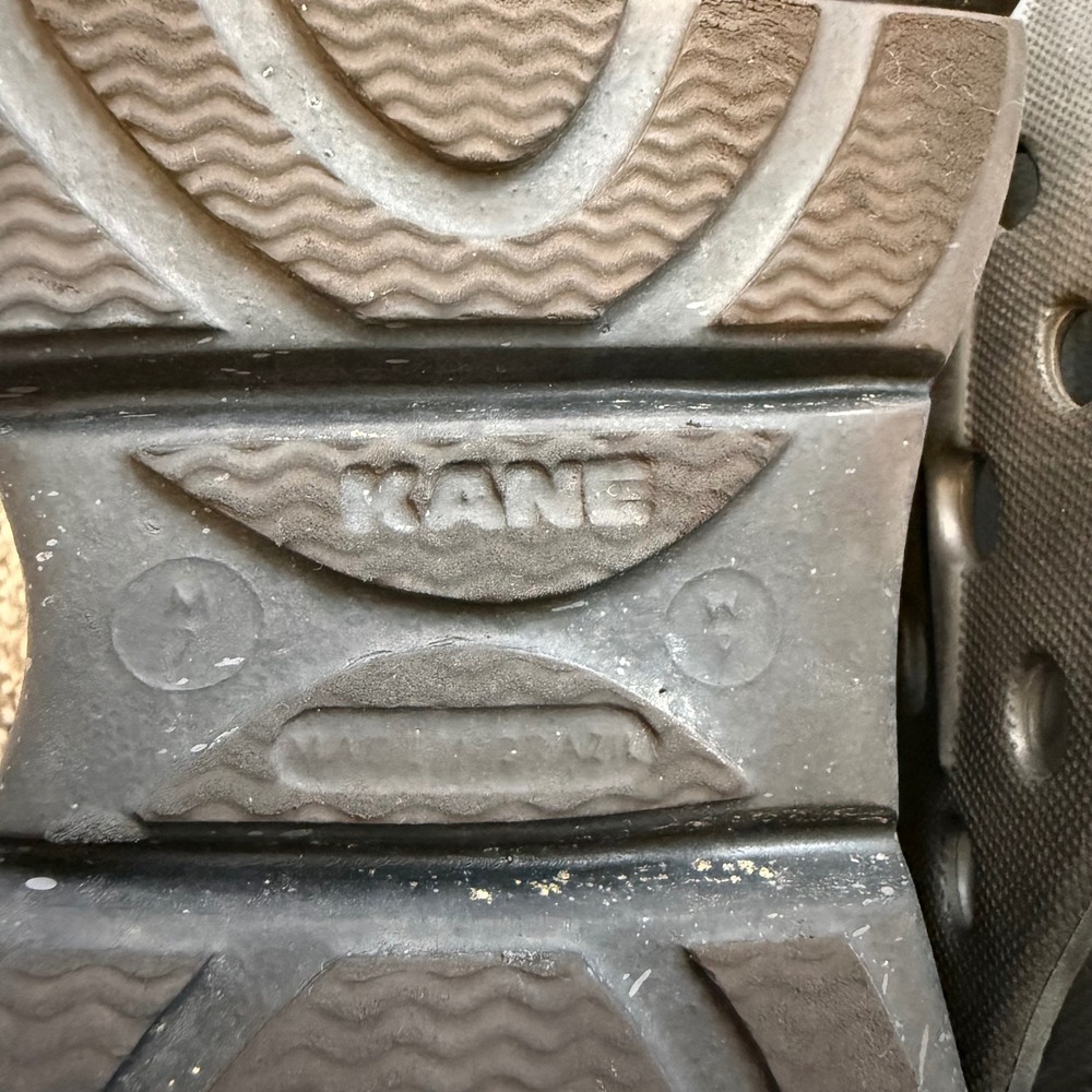 Kane Revive Active Recovery Shoes Carbon Black Mens 7 Womens 9 Slip On Speckled - Picture 6 of 7